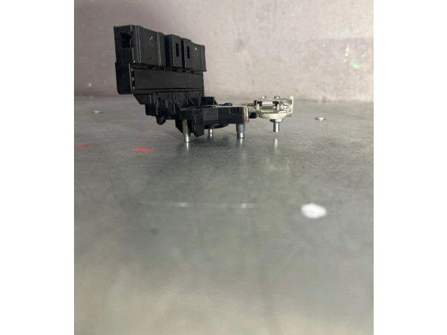 Блок предохранителей 284B07753R Renault Captur II