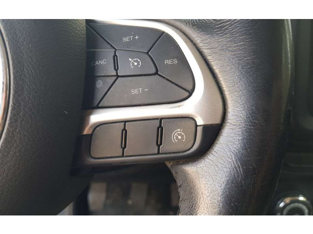 Руль Jeep Renegade 2014 - года 71777288, TOCADO