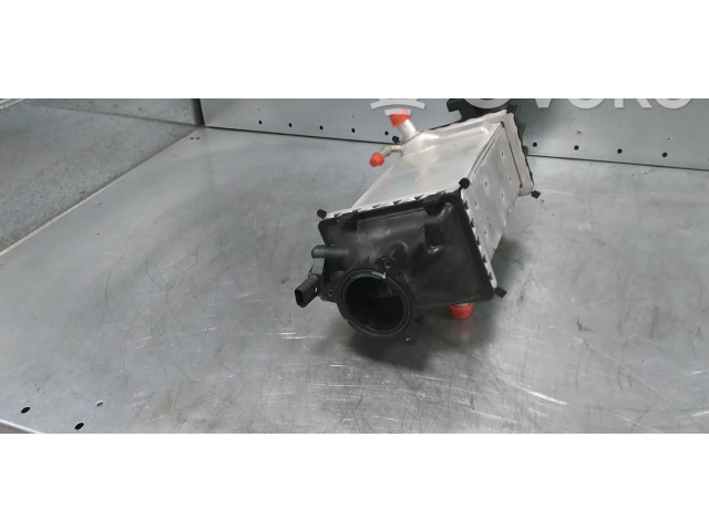 Интеркулер 05C145785D, 05C145785 Volkswagen Golf VIII
