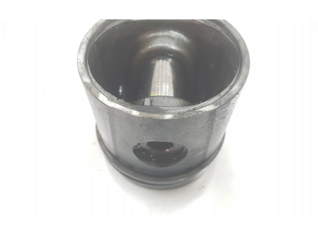 Поршень с шатуном D21L ERR2410, XH226K108AA Land Rover Discovery