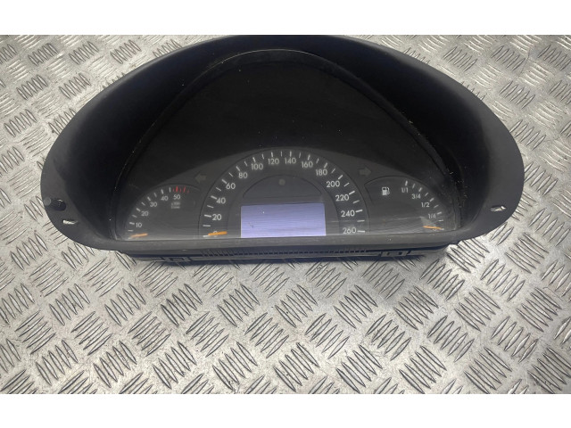 Přístrojová deska Mercedes-Benz C W203 2001 A2035403911, 110080168005