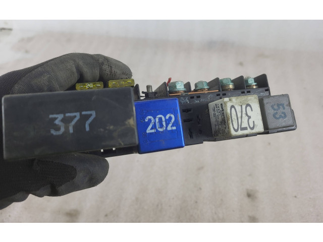 Блок предохранителей  4A0937529   Audi A6 S6 C5 4B    