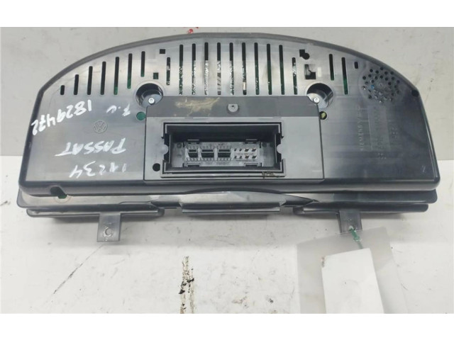 Přístrojová deska Volkswagen Passat Alltrack 2006 A2C53145550, 0090059