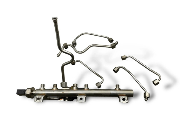 Vstřikovací lišta 7537319 BMW 3 E92 E93 pro benzínový motor 2.0 N43 B20 A i