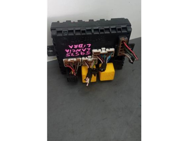 Ящик предохранителей (комплект) 46447809, 46447809 Lancia Lybra