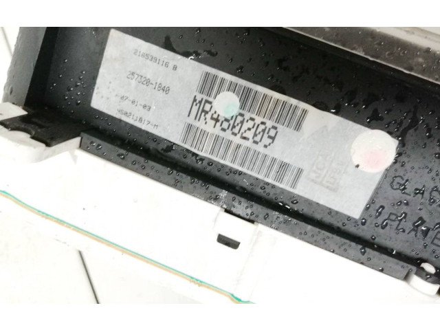 Přístrojová deska Mitsubishi Space Star 2003 2573201840, 257320-1840