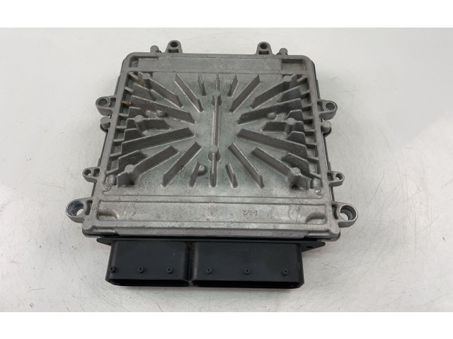 Блок управления двигателем Блок управления P31303388, 0281015286 Volvo S60