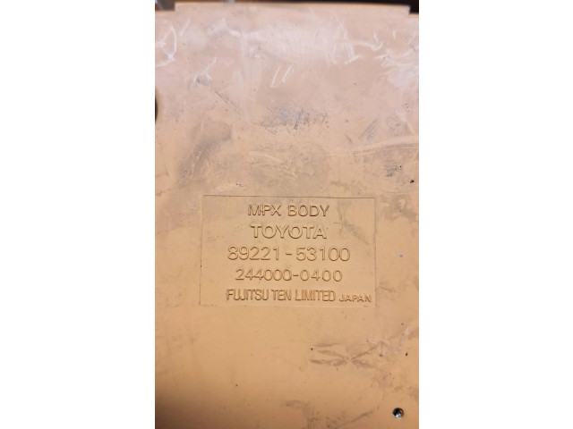 Блок предохранителей 8922153100, 2440000400 Lexus IS 200-300