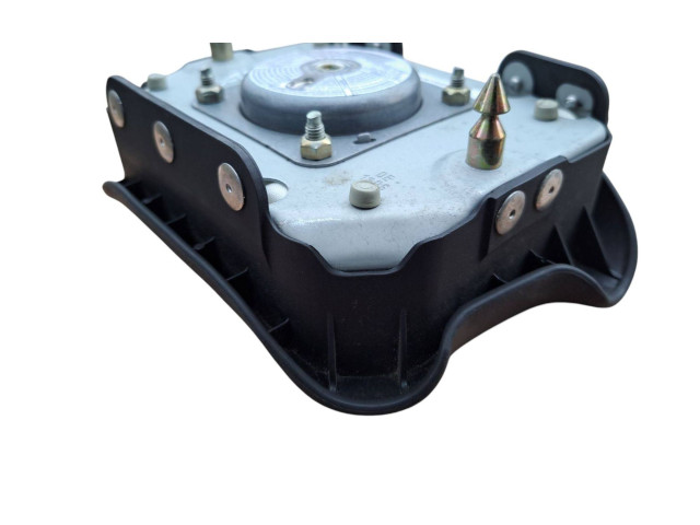 Подушка безопасности водителя 1U0880201A Skoda Octavia Mk1 (1U)