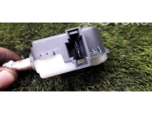 Замок багажника 1M0959781a    Seat Ibiza III (6L) 2002 - 2008 года