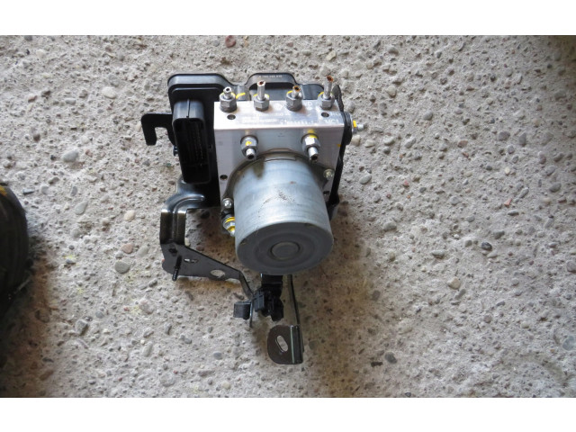 Блок АБС 476608568R   Renault  Clio V  2019 - - года