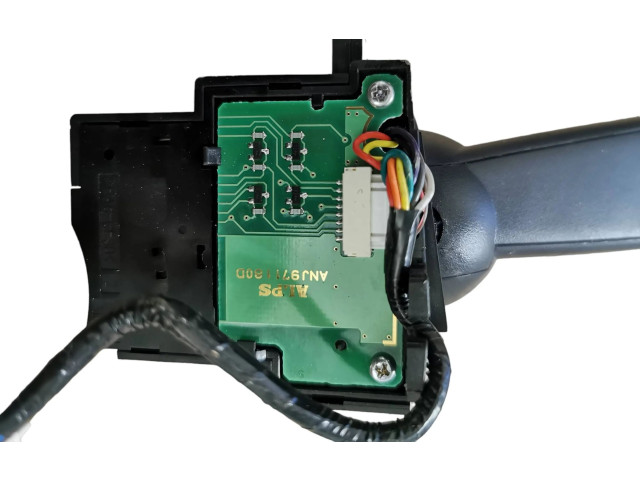 Ручка поворотов/ фонарей 12V300403BACH, 31327904   Volvo S80