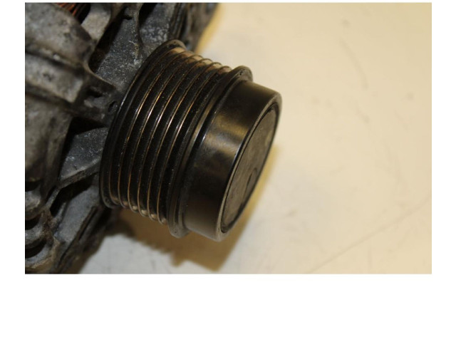 Генератор 37300-2B700   Hyundai ix20      