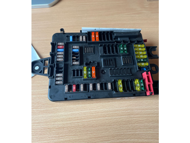 Pojistková skříňka 9337881, 27052014 BMW 1 F20 F21 2012