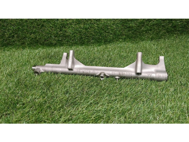 Топливная рампа 7639979, 13537639979 BMW 3 F30 F35 F31 2.0