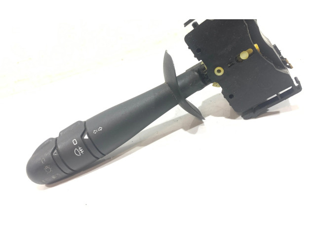 Ручка стеклоочистителей 8200070265, 91167047G   Renault Trafic I