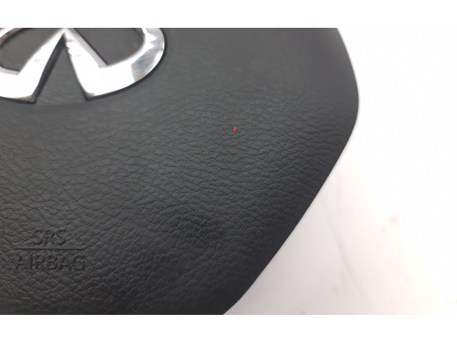 Подушка безопасности водителя 309140399GNR Infiniti Q30