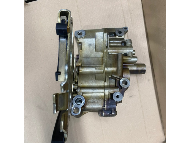 Масляный насос 7551004 BMW 5 E60 E61 3.0