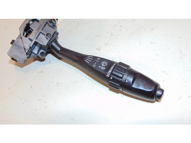 Ручка стеклоочистителей