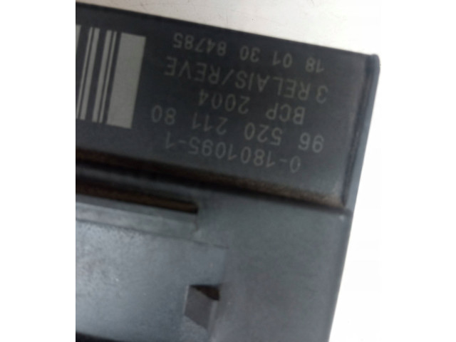 Блок управления 9652021180 Peugeot Partner III