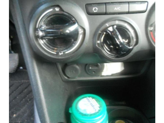 Моторчик дворников     Peugeot 2008 I