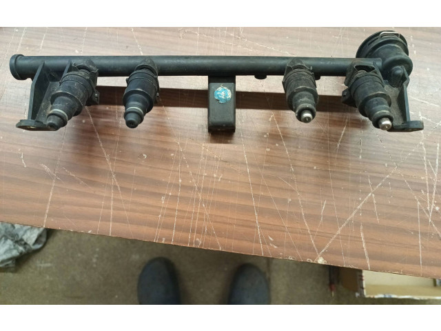 Форсунка     Citroen Xantia   