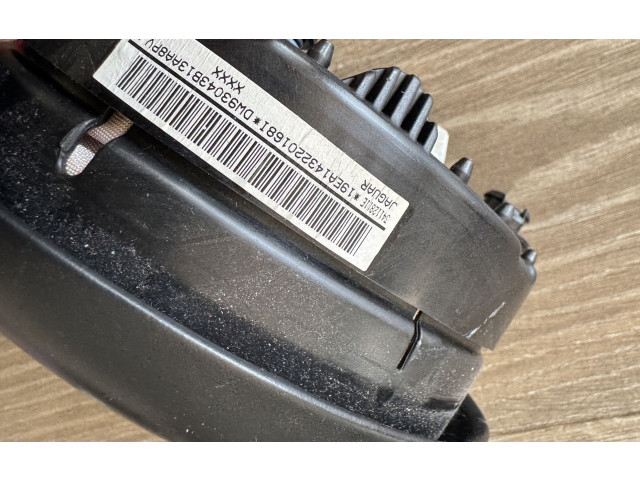Подушка безопасности водителя 34112631G Jaguar XJ X351