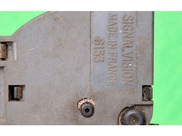 Ручка стеклоочистителей 510033582001   Peugeot 104