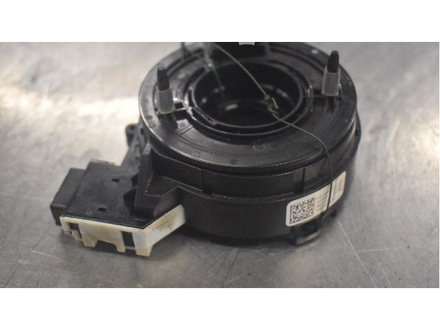 Подрулевой шлейф SRS    Volkswagen Caddy