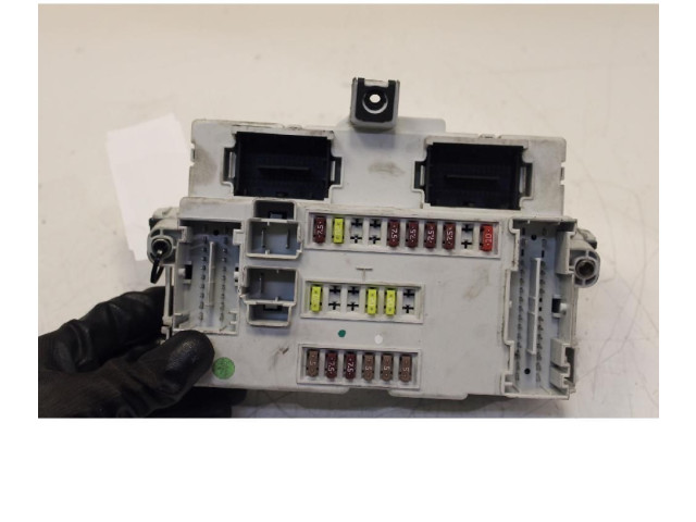 Блок предохранителей Y503441030107   Fiat 500L    