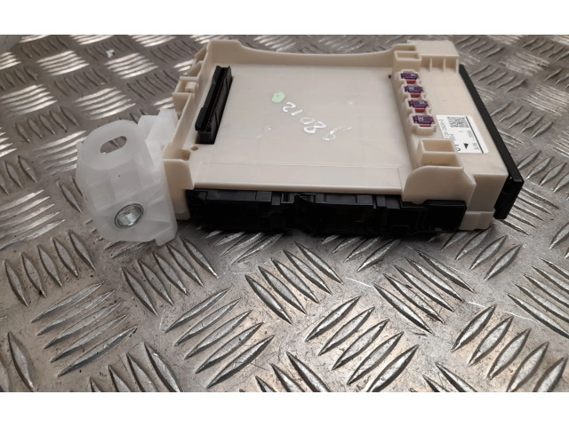 Pojistková skříňka 8273033Q30, G8012 Lexus ES VII XZ10 2024