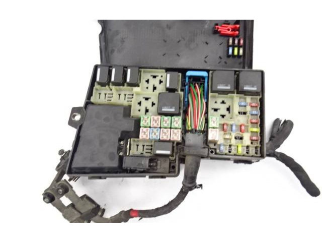 Блок предохранителей 8688040, 518818000 Volvo C70