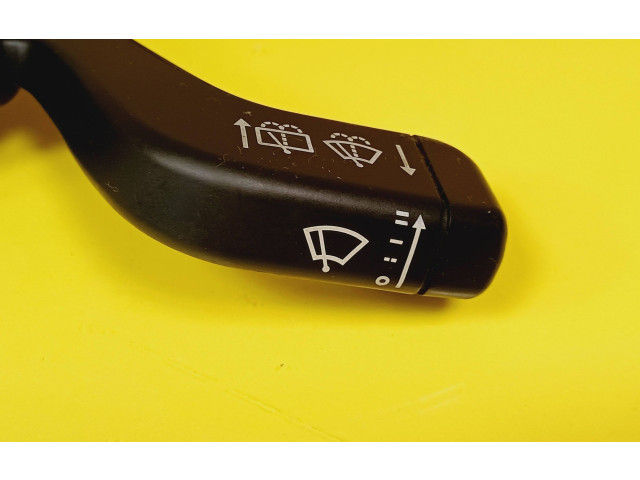 Ручка стеклоочистителей 09185413 Opel Meriva A