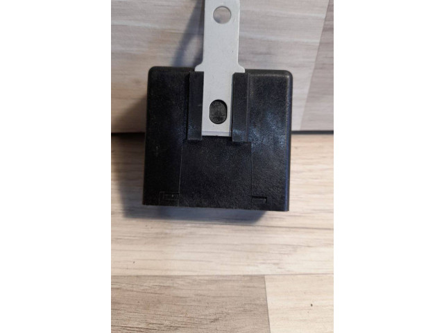 Блок управления 96673478   Chevrolet Captiva