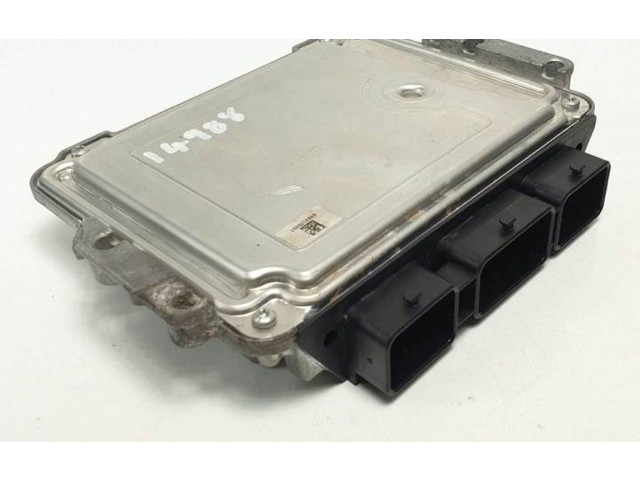 Блок управления двигателя 0281011775, 31211076   Volvo C30