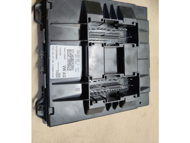 Блок комфорта 5C0937087J Volkswagen Jetta VI