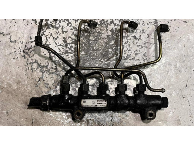 Топливная рампа 9654592680, 043282777 Ford Fiesta