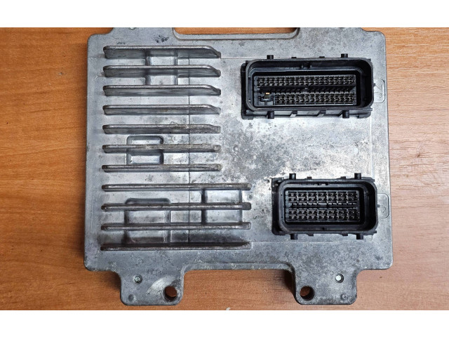 Блок управления двигателя 12640174, 12636386   Opel Meriva B