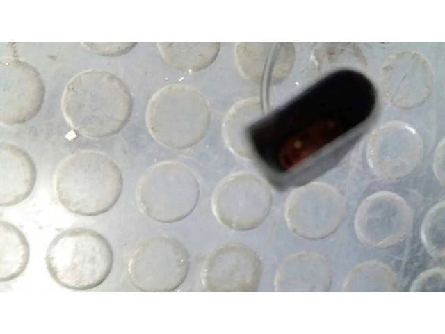 Vstřikovač 1127447 Ford Escort 1.8