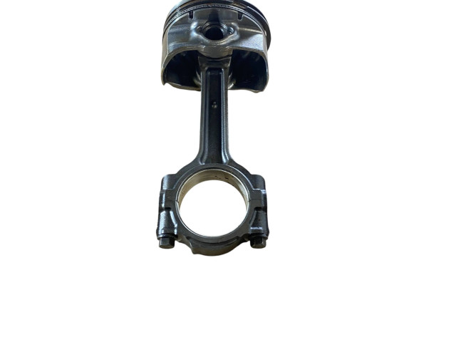  Поршень с шатуном  12656874, 12714549  Chevrolet Camaro  