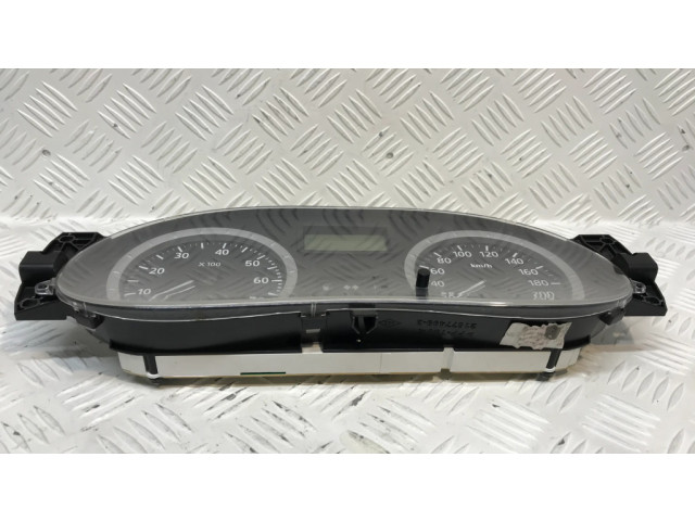 Панель приборов 8200377739   Dacia Logan I       