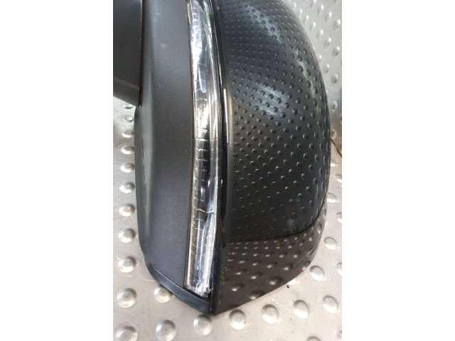 Зеркало электрическое        Volvo XC40   -  года   