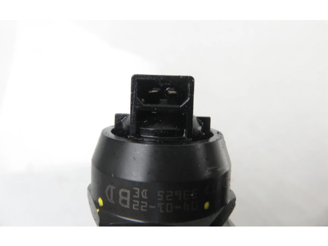 Vstřikovač 0414720038, 038130073AK Volkswagen Polo III 6N 6N2 6NF AMF