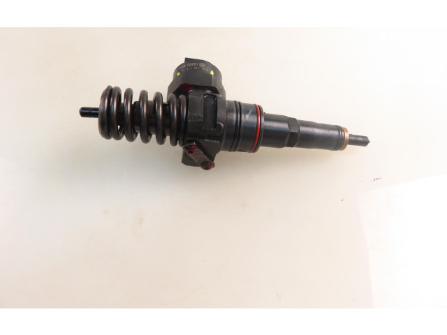 Форсунка 0414720028, 038130073AA    Audi A3 S3 8L  ASZ 