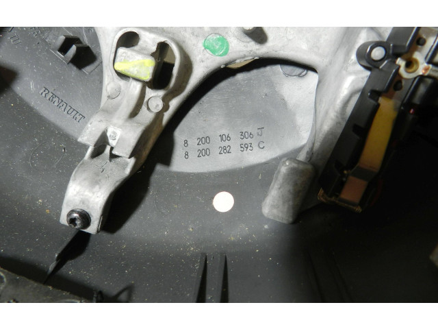 Руль Renault Scenic II - Grand scenic II 2003 - 2006 года 8200106306J, 8200282593C