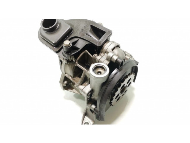 Масляный насос N47C16A 7811924, 62440410 Mini Cooper Countryman R60 1.6