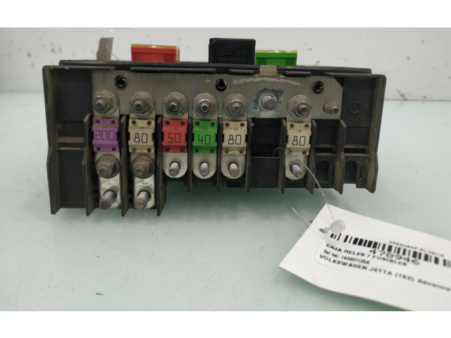 Блок предохранителей 1K0937125A   Volkswagen Jetta V    