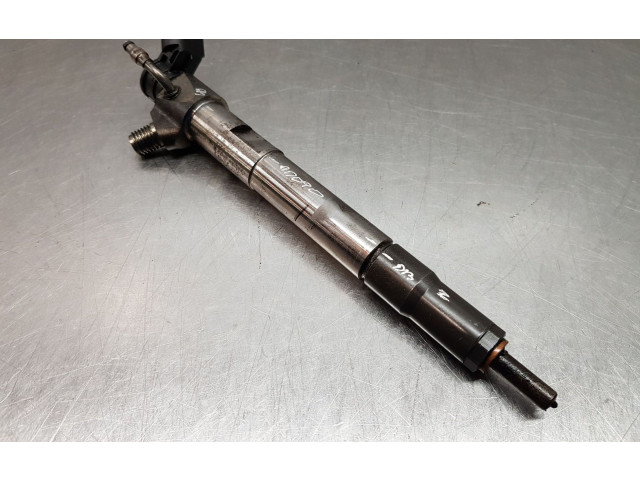 Форсунка 338002U000    KIA Ceed  D4FE 