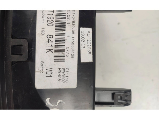 Спидометр (приборный щиток) 3T1920841K, AUT202085 Skoda Superb B6 (3T)