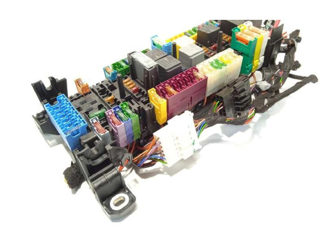 Модуль управления BSM A2465402714, 2465402714 Infiniti Q30